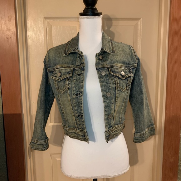 Refuge Jackets & Blazers - 3/4 sleeve cropped jean jacket